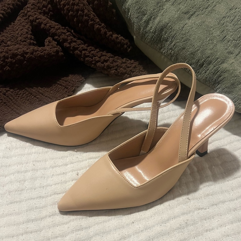 Chic Beige Slingback Heels